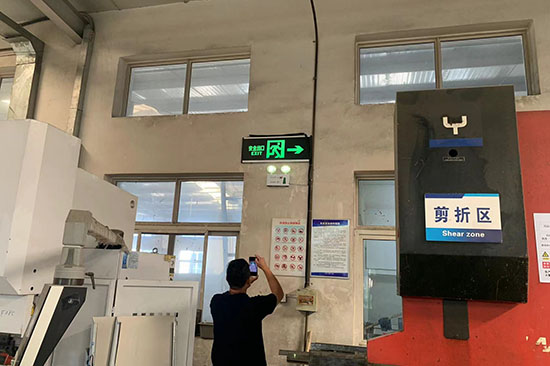 �@�^(q��)�S����늙z